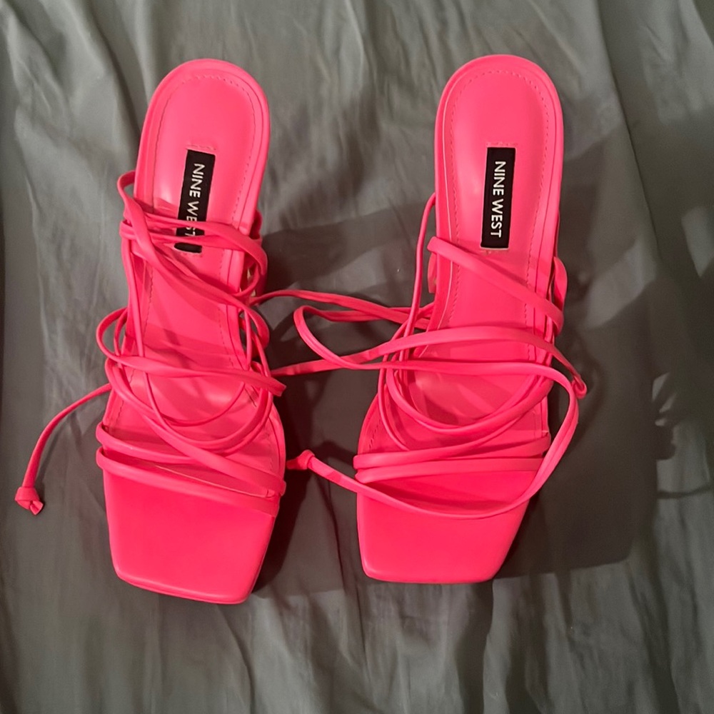Nine West platform strappy shocking pink  watermelon color